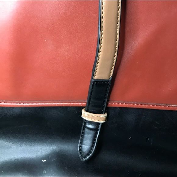 Purse - Picture 2 of 7